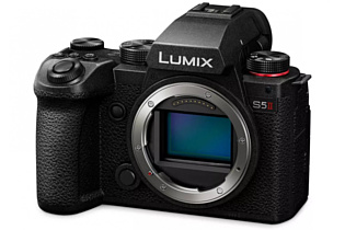 Panasonic анонсировала камеры LUMIX S5II и S5IIX с фазовым автофокусом