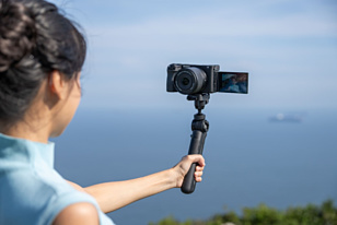 Viltrox выпустила AF 15mm F1.7 Air: лёгкий широкоугольный объектив для камер APS-C