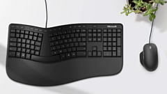 Microsoft выпустила Ergonomic Keyboard с клавишей эмодзи