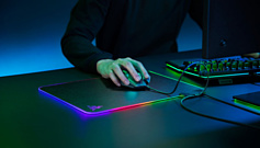 Razer показала коврик Firefly V2 с 19 зонами RGB-подсветки