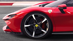 В ближайшие годы Ferrari не собирается выпускать полностью электрические авто