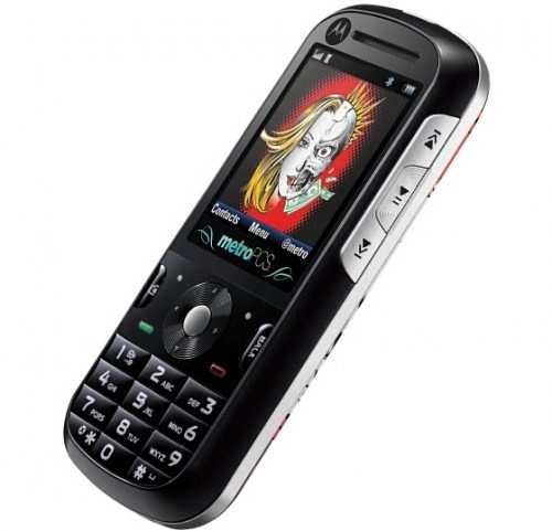 Эксклюзивные треки рэпера Snoop Dog – в мобильнике Motorola VE440 Mister Cartoon