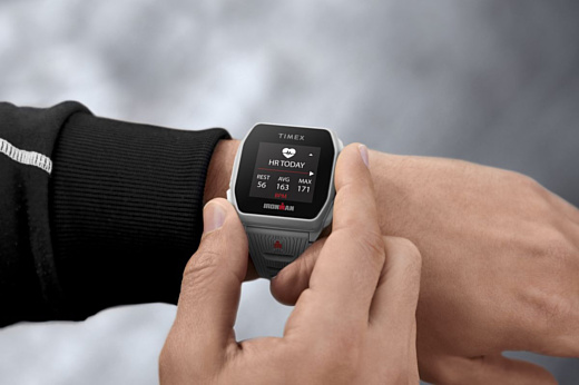 Timex выпустила умные часы с GPS, батареи которых хватит на 25 дней