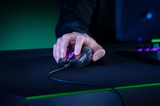 Razer представила новую геймерскую мышь Naga X с 12 кнопками на боку