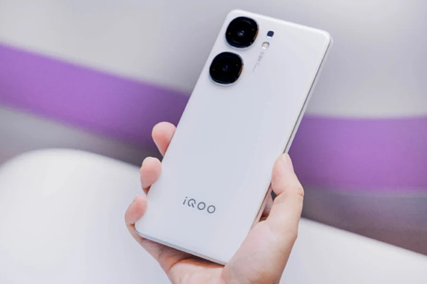 Флагманский смартфон iQOO Neo 9S Pro появится в продаже 20 мая