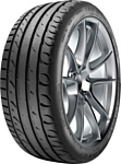 Taurus Ultra High Performance 215/55 R17 84V