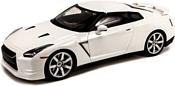 Bburago Tuners Nissan GT R 1:32 18-42016 (белый) Bburago Tuners Nissan GT R 1:32 18-42016 (белый)