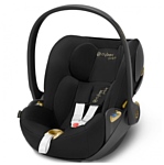 Cybex Cloud Z i-Size by Jeremy Scott