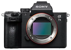 Беззеркальный фотоаппарат Sony Alpha ILCE-7M3 Body