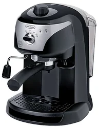 Рожковая кофеварка DeLonghi ECC 221.B