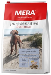 Mera (1 кг) Pure Sensitive Fresh Meat с сельдью и картофелем для взрослых собак