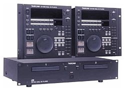 Tascam CD-302