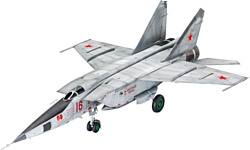 Revell 03878 Истребитель-перехватчик MiG-25 RBT