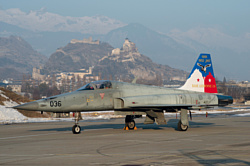 Italeri 1420 F-5E Swiss Air Force