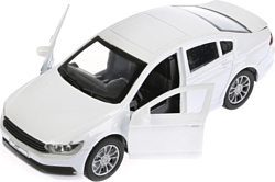Технопарк Volkswagen Passat (белый)