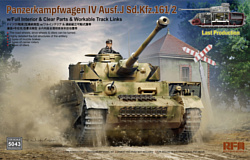 Ryefield Model Pz.Kpfw.IV Ausf. J Last Production With full inter. 1/35 RM-5043