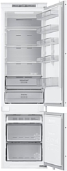 Холодильник Samsung BRB80F30BDS0EO