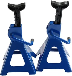 Домкрат AE&T T51102 2т (2 шт) Домкрат AE&T T51102 2т (2 шт)