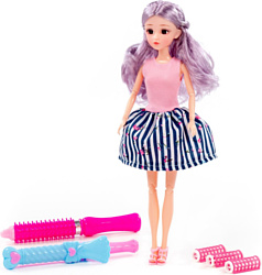 Полесье Ксюша у парикмахера 02642