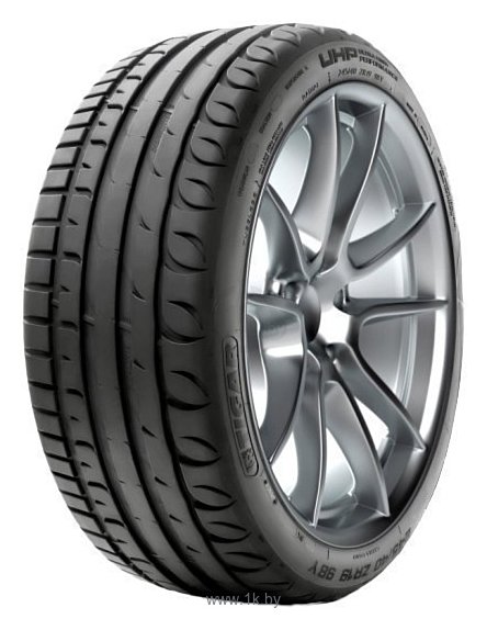 Фотографии Tigar Ultra High Performance 205/55 R17 95W