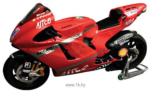 Фотографии Italeri 10527 Ducati 2008 Stoner Built Up