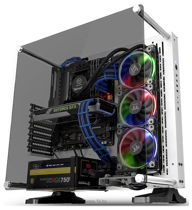 Фотографии Thermaltake Core P3 Tempered Glass Snow Edition CA-1G4-00M6WN-05