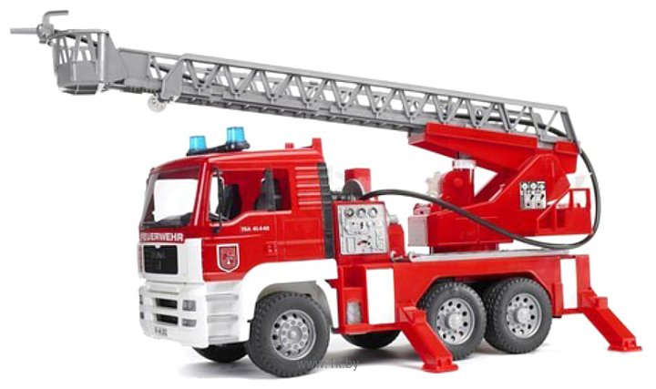 Фотографии Bruder MAN Fire engine with selwing ladder 02771