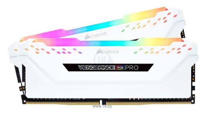 Фотографии Corsair Vengeance RGB PRO CMW16GX4M2D3600C18W