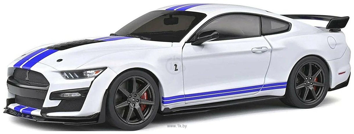 Фотографии Maisto 2020 Mustang Shelby GT500 31452 (белый)