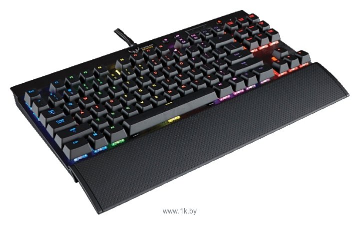 Фотографии Corsair Gaming K65 RGB Cherry MX Red black USB