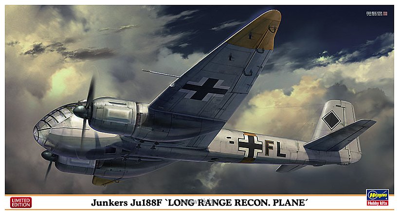 Фотографии Hasegawa Бомбардировщик Junkers JU88F Long Range Recon Plane