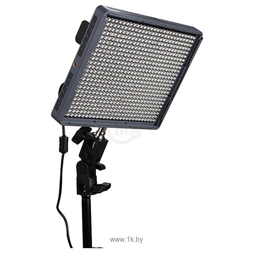 Фотографии Aputure Amaran LED Video Panel Light HR-672C