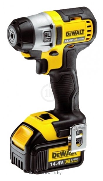 Фотографии DeWALT DCF825M2