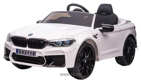 Фотографии RiverToys BMW M5 A555MP (белый)