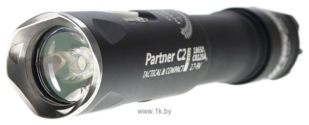 Фотографии Armytek Partner C2 Pro v3 XHP35 (теплый свет)