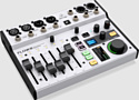 Behringer Flow 8