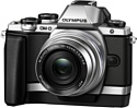 Olympus OM-D E-M10 Kit