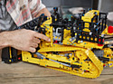 LEGO Technic 42131 Бульдозер Cat D11 на пульте управления
