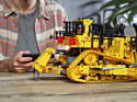 LEGO Technic 42131 Бульдозер Cat D11 на пульте управления