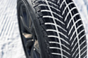 Goodyear UltraGrip Performance 3 225/50 R18 99V XL