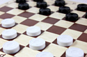 Десятое королевство Шахматы и шашки (деревянная коробка, пластфигуры) 03879
