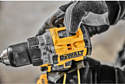 DeWALT DCD800H2T-QW (с 2-мя АКБ 5 Ah, кейс)