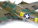 Revell 04297 Американский бомбардировщик B-17F Memphis Belle