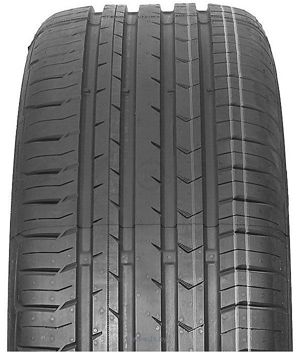 Фотографии Continental ContiPremiumContact 5 215/65 R16 98H