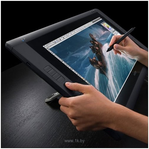 Фотографии Wacom Cintiq 22HD DTK-2200