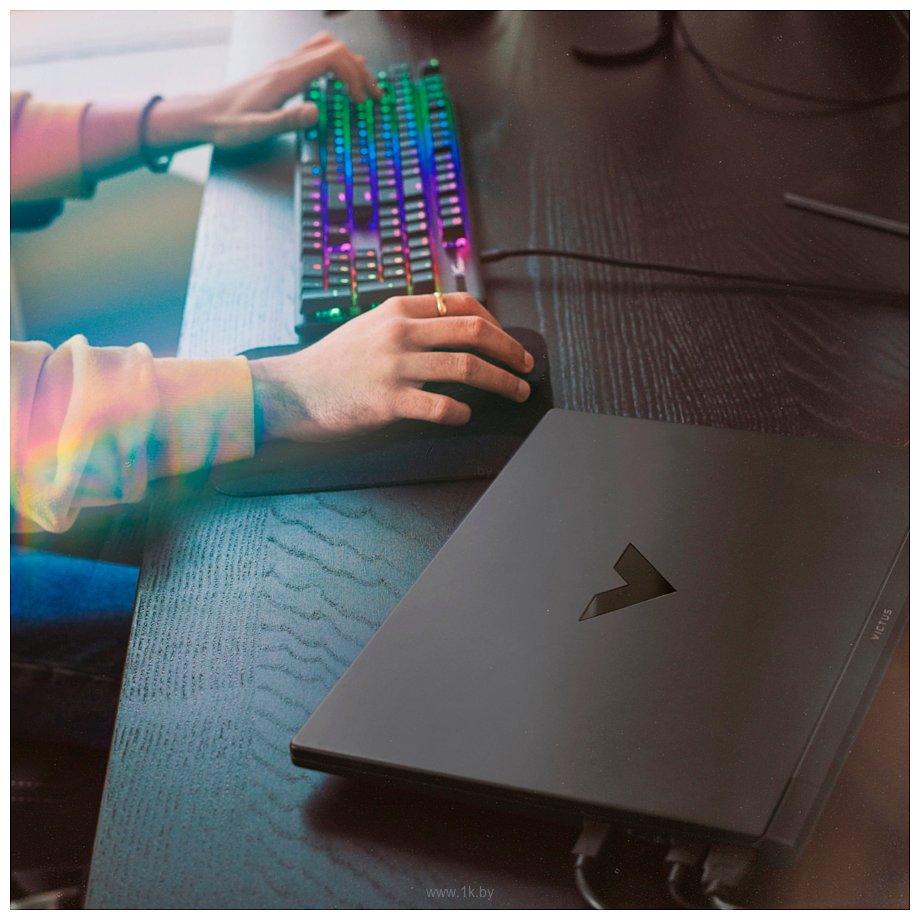 Фотографии HP Victus 15-fb3093dx BM4X8UA