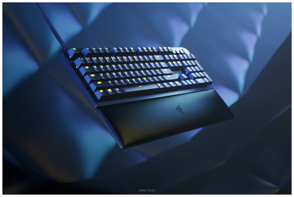 Фотографии Razer Huntsman V2 Red Switch (без кириллицы)