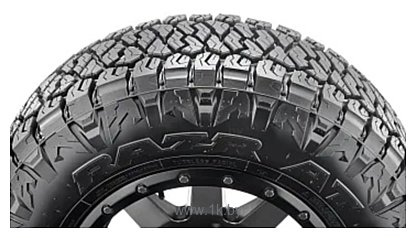 Фотографии Maxxis RAZR AT 285/65 R18 125/122S