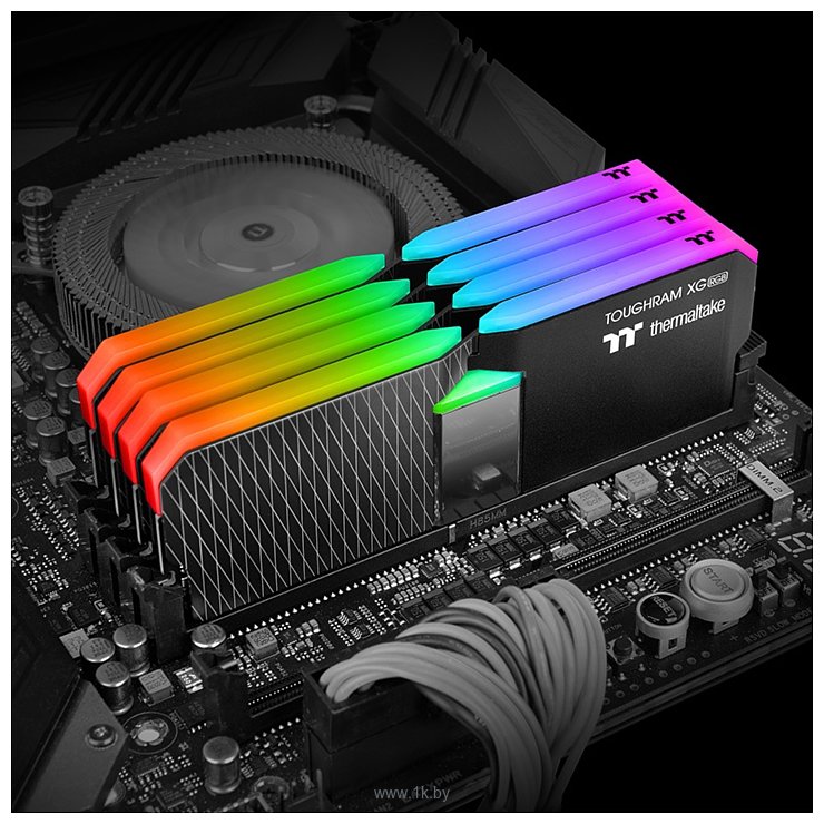 Фотографии Thermaltake TOUGHRAM XG RGB R016R432GX2-3600C18A