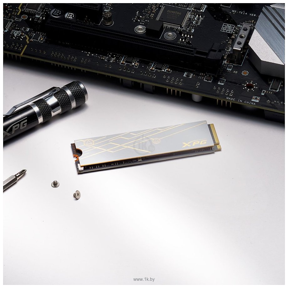 Фотографии ADATA XPG MARS 980 Blade 2TB SMAR-980B-2TCS